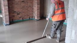 Début de la réparation du sol