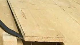 Nivellement du sol pour le stratifié