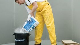 La composition de la solution pour le chauffage au sol de l'eau de la chape