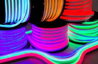 Plafonds lumineux en plaques de plâtre