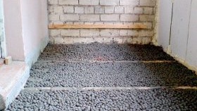 Chape semi-sèche pour argile expansée