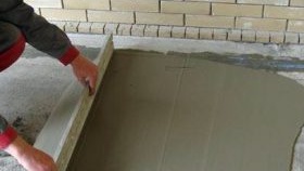 Dispositif de chape autonivelante