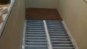 Installation d'un chauffage au sol électrique sur le balcon