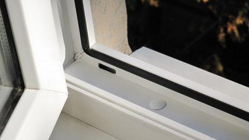 Porte fenêtre en plastique