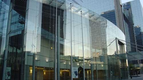 Vitrage imposte-colonne des façades