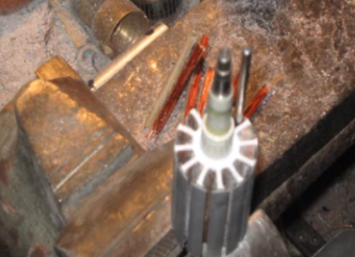 Mesurer le diamètre du fil avant de retirer les fils des rainures