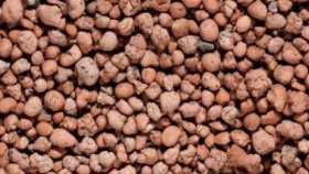 Chape semi-sèche pour argile expansée