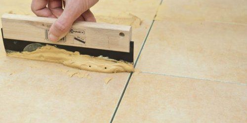 jointoiement de carreaux