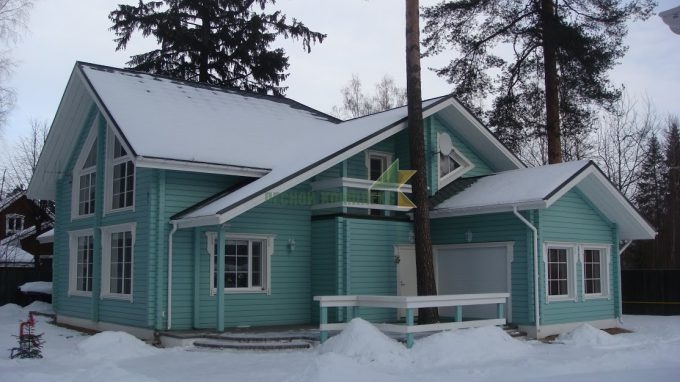 maison en bois collé