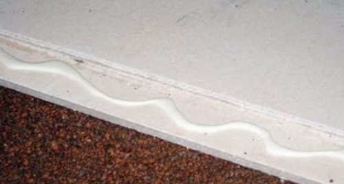 colle pour la réalisation de chape sèche Knauf