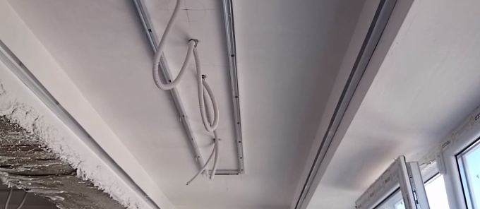 Profilés de guidage de fixation Profilés de guidage de fixation