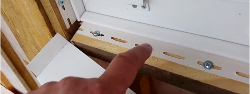 Garniture de fenêtre extérieure