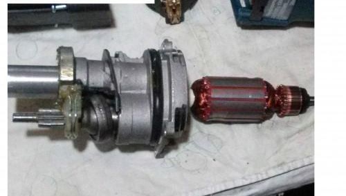 La connexion du rotor et le mécanisme du barillet de choc