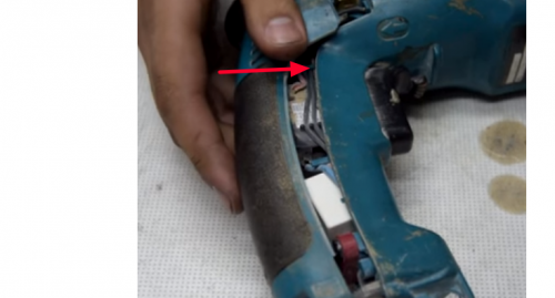 Retirez le couvercle