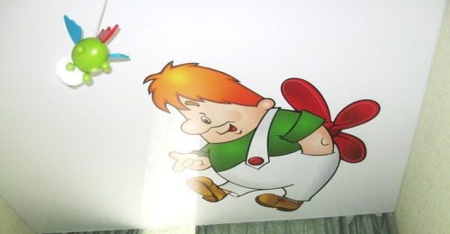 Plafond en plaques de plâtre pour chambre d'enfant