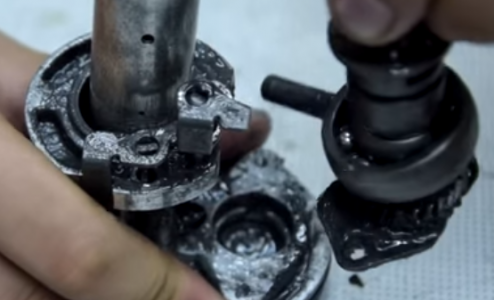 dépose de l'arbre intermédiaire