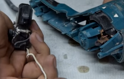 Retrait du bouton de démarrage