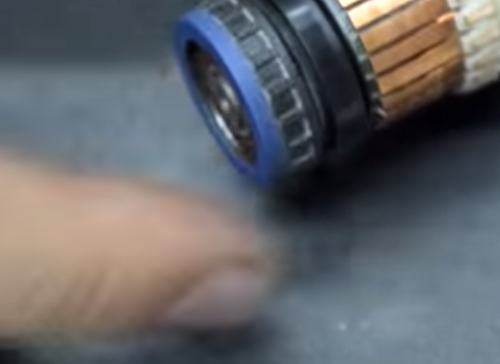 Anneau en caoutchouc correctement installé 19