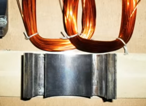 bobines enroulées sur un gabarit avant installation dans le stator