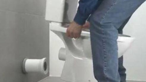 installation de toilettes à faire soi-même