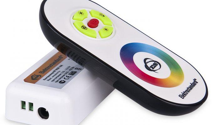 Contrôleur, gradateur pour bande LED Contrôleur, gradateur pour bande LED