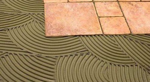 colle à carreaux de ciment