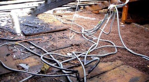 câblage dans le grenier