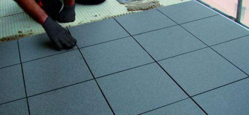 comment poser du carrelage sur un balcon