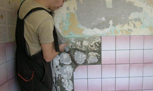 préparation de la base pour les carreaux