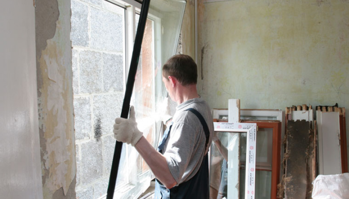 Comment retirer vous-même une fenêtre à double vitrage d'une fenêtre en plastique