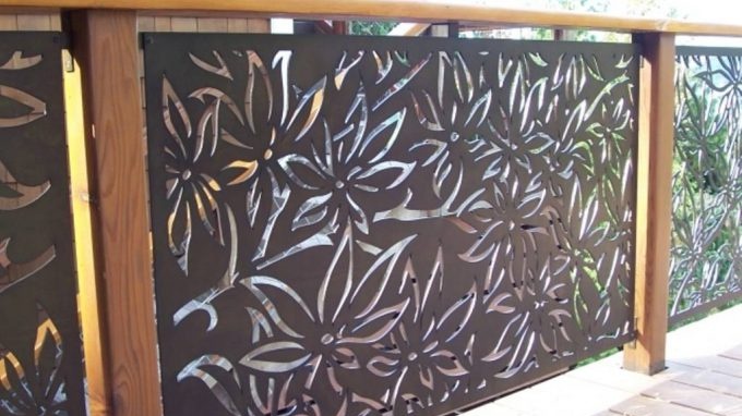 clôture découpée au plasma