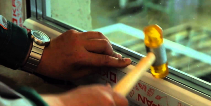 Comment retirer vous-même une fenêtre à double vitrage d'une fenêtre en plastique