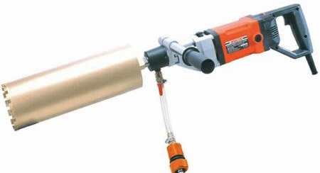 Sertissage diamant avec couronne Sertissage diamant avec couronne