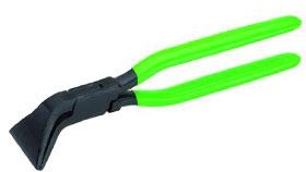 Outils pour plier et assembler des éléments de toiture photo