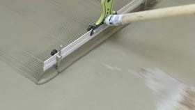 Préparation de la base avant la pose du linoléum photo