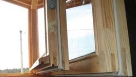 Réparation à faire soi-même de vieilles fenêtres en bois. Restauration et réchauffement