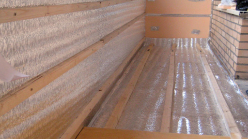 Matériaux penofol et penoplex ensemble