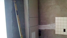 Boîte en plaques de plâtre pour tuyau de gaz