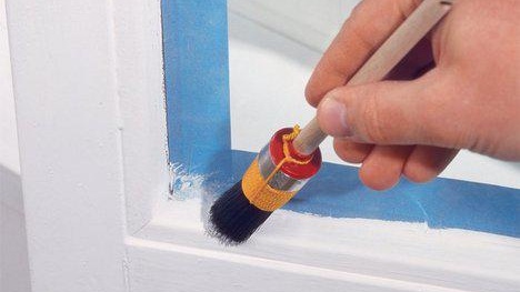 Peindre les fenêtres en plastique