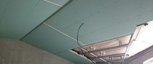 plaque de plâtre sur ossature métallique