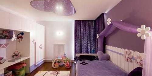 Peindre les murs du salon