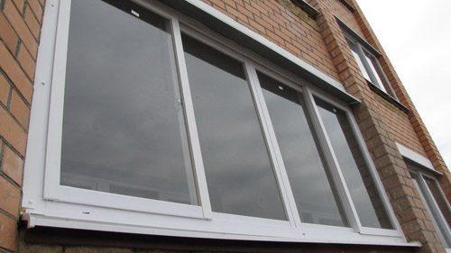 Fenêtres coulissantes pour balcon