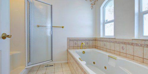 raznovidnosti-steklyannyx-dverej1