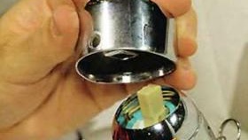 photo de réparation de robinet à levier unique à faire soi-même