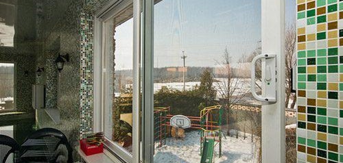 Fenêtres coulissantes en plastique