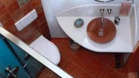 Le design original de la salle de bain 2 m². m