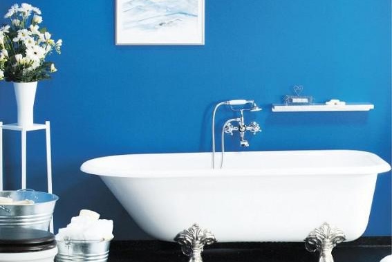 Application de peinture acrylique en milieu humide