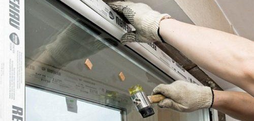 Remplacement de verre à faire soi-même dans les fenêtres à double vitrage